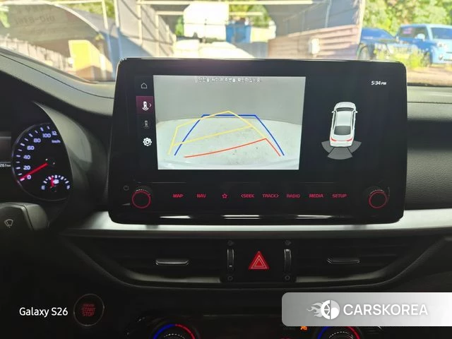 Kia The New K3 2nd generation 2021 Белый из Кореи, фото 5