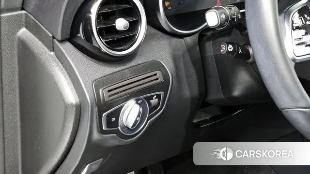 Mercedes-Benz GLC-Class X253 2021 Белый из Кореи, фото 5