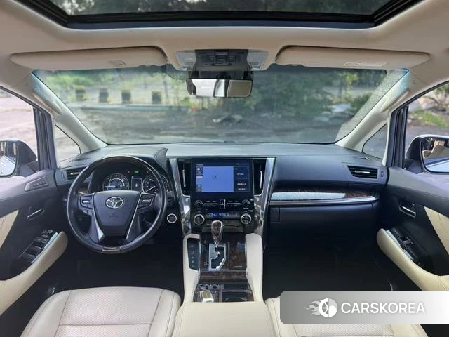Toyota Elfa 2021 Белый из Китая, фото 5