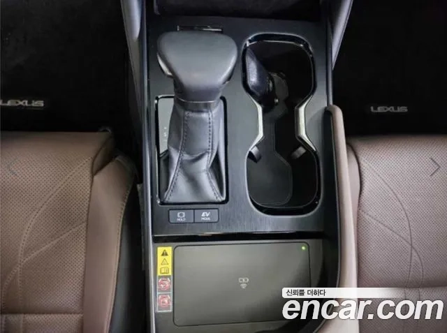 Lexus ES300h 7th generation 2023 Белый из Кореи, фото 5