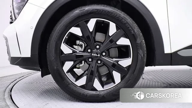 Kia Sportage 5th Generation 2023 Белый из Кореи, фото 5