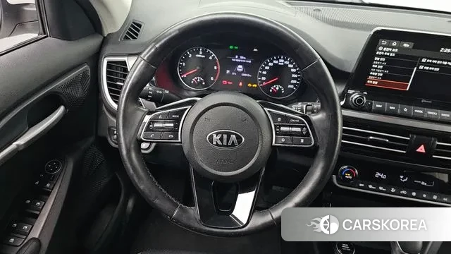 Kia Seltos 2019 Белый из Кореи, фото 5