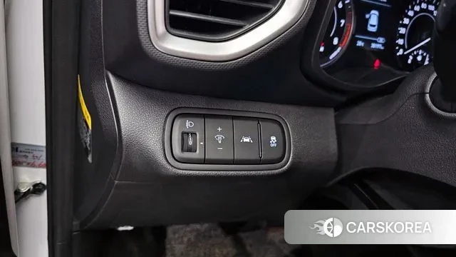 Hyundai Venue 2019 Белый из Кореи, фото 5