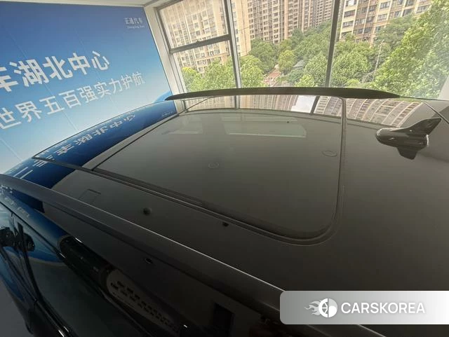Audi Q5L 2025 Черный из Китая, фото 5