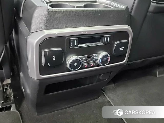 Ford Expeditation 2021 Белый из Кореи, фото 5