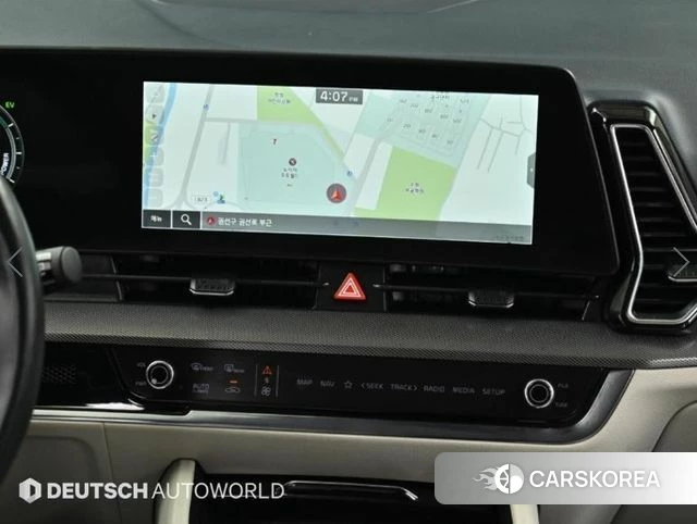 Kia Sportage 5th Generation Hybrid 2022 Белый из Кореи, фото 5