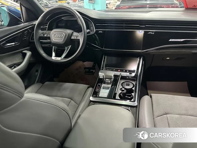 Audi Q8 2021 Синий из Китая, фото 5