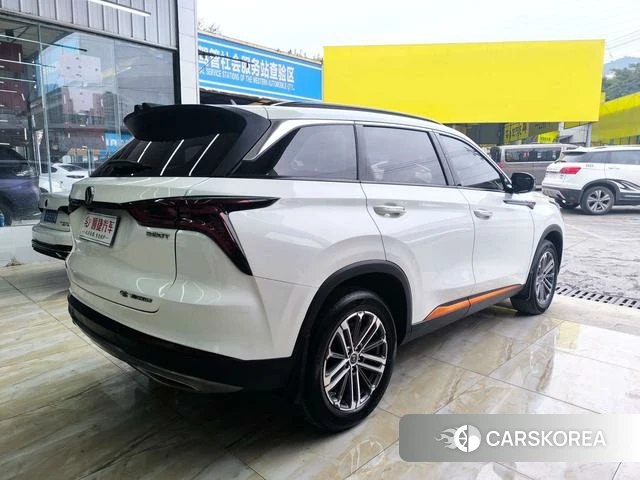 Chang'an CS75 PLUS 2021 Белый из Китая, фото 5
