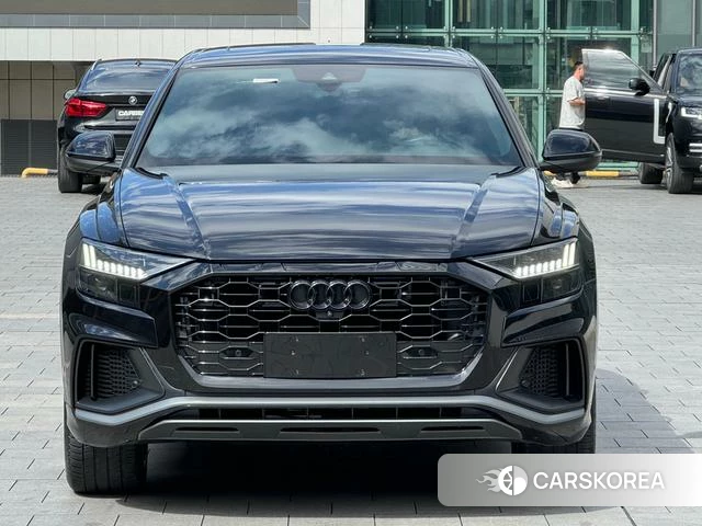 Audi Q8 2021 Черный из Китая, фото 5