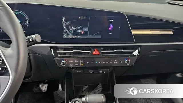 Kia Di Ol Nu Niro 2022 Белый из Кореи, фото 5