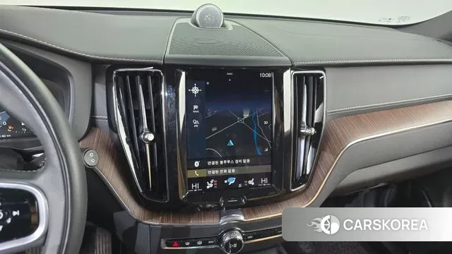 Volvo XC60 second Generation 2021 Белый из Кореи, фото 5