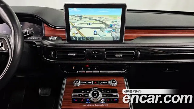 Lincoln Aviator 2nd generation 2021 Белый из Кореи, фото 5