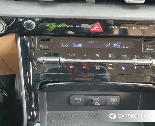 Kia Carnival 4th generation 2023 Белый из Кореи, фото 5