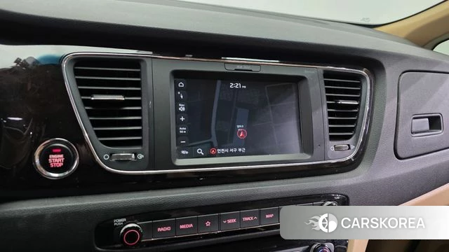 Kia The New Carnival 2020 Белый из Кореи, фото 5
