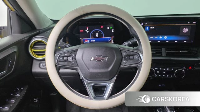 Chevrolet (GM Daewoo) Trax Crossover 2023 Желтый из Кореи, фото 5