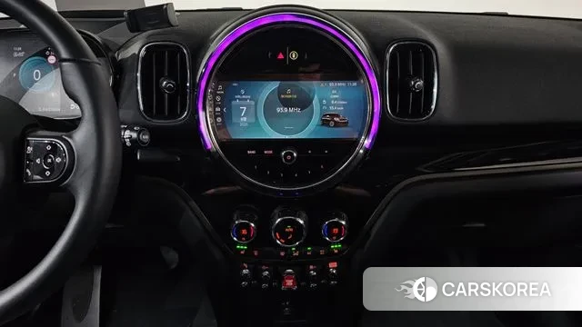Mini Cooper Countryman 2023 Черный из Кореи, фото 5