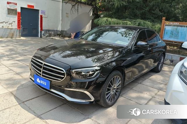 Mercedes-Benz E-class 2023 Черный из Китая, фото 5