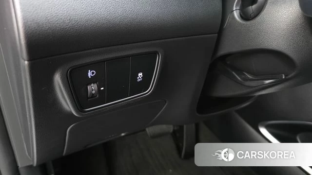 Hyundai Tucson (NX4) 2023 Серебристо-серый из Кореи, фото 5