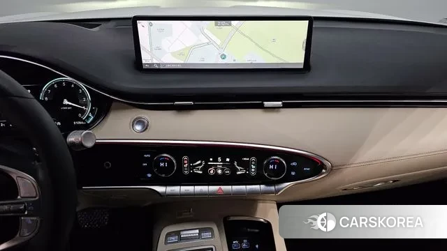 Genesis GV70 2023 Белый из Кореи, фото 5