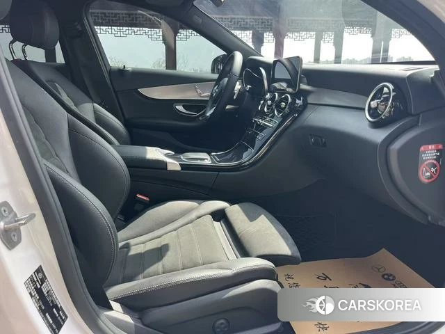 Mercedes-Benz Class C 2019 Белый из Китая, фото 5