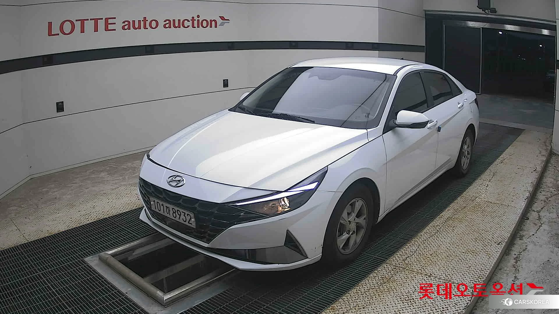 Hyundai Avante 2023 Белый из Кореи, фото 5