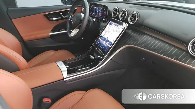 Mercedes-Benz C-Class W206 2023 Белый из Кореи, фото 5