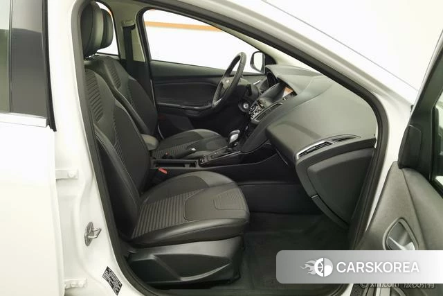 Ford Fox 2021 Белый из Китая, фото 5