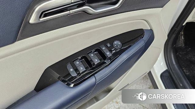 Kia Sportage 5th Generation Hybrid 2022 Белый из Кореи, фото 5