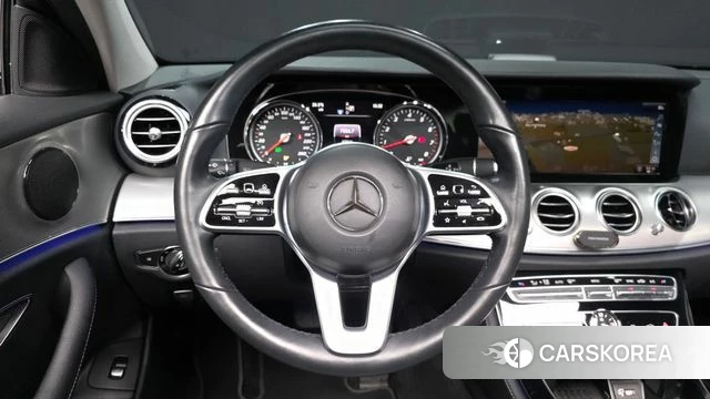Mercedes-Benz E-Class W213 2019 Белый из Кореи, фото 5