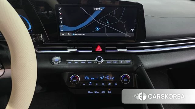 Hyundai The New Avante (CN7) 2023 Белый из Кореи, фото 5