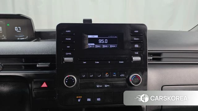 Hyundai Staria 2025 Белый из Кореи, фото 5