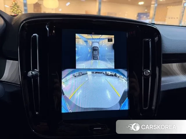 Volvo C40 Richards 2024 Белый из Кореи, фото 5