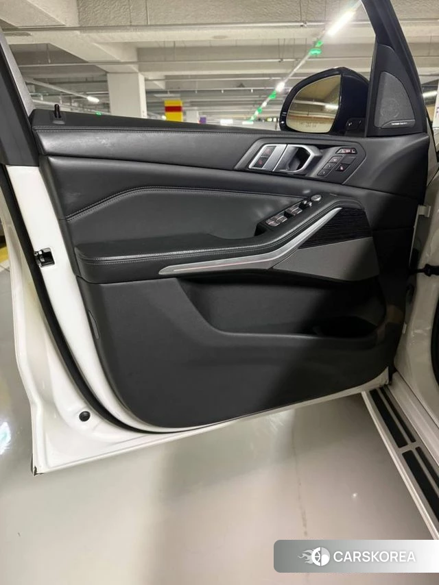 BMW X7 (G07) 2021 Белый из Кореи, фото 5