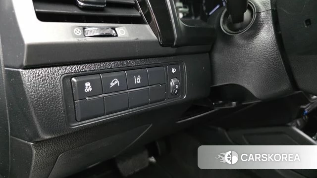 Ssangyong The New Rexton Sport 2021 Темно-зеленый из Кореи, фото 5