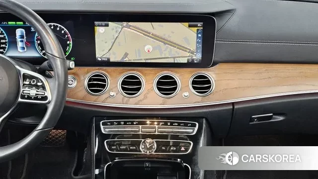 Mercedes-Benz E-Class W213 2019 Серый из Кореи, фото 5