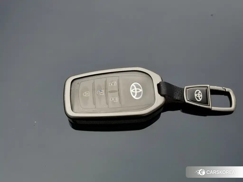 Toyota Granvia 2023 Синий из Китая, фото 5