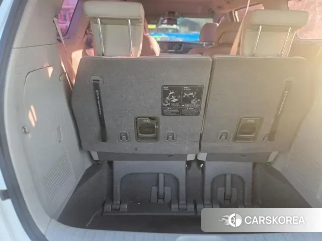 Kia The New Carnival 2018 Белый из Кореи, фото 5