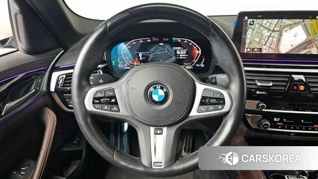 BMW 5 Series (G30) 2021 Белый из Кореи, фото 5