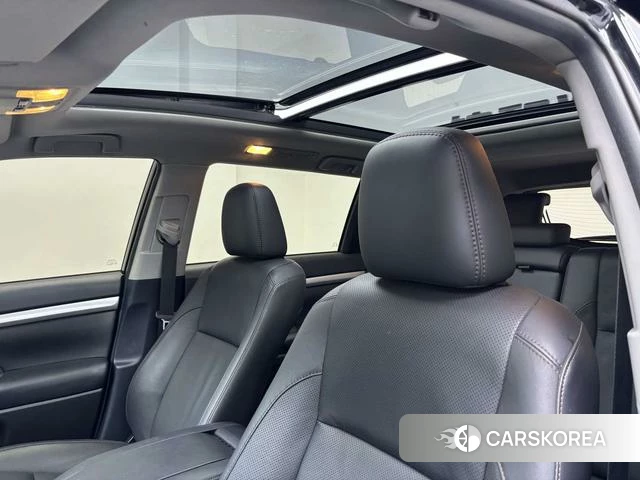 Toyota Highlander 2022 Черный из Китая, фото 5