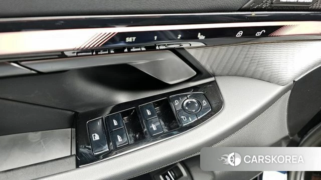 BMW 5 Series (G60) 2025 Черный из Кореи, фото 5