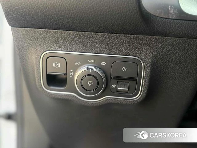 Mercedes-Benz EQB X243 2023 Белый из Кореи, фото 5