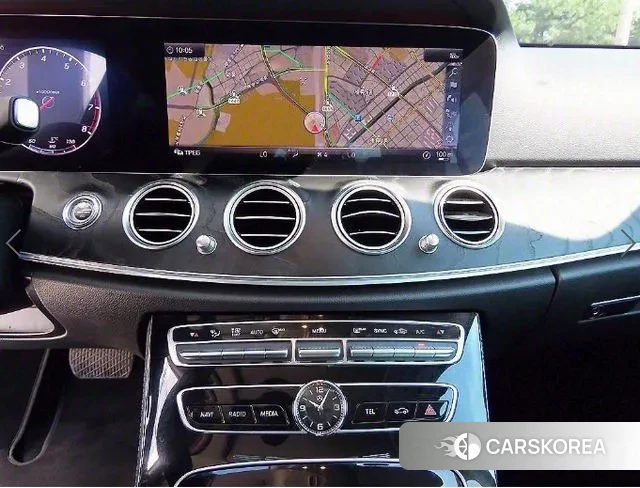 Mercedes-Benz E-Class W213 2019 Черный из Кореи, фото 5