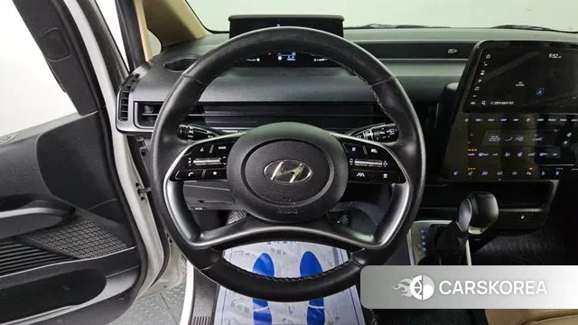 Hyundai Staria 2022 Белый из Кореи, фото 5