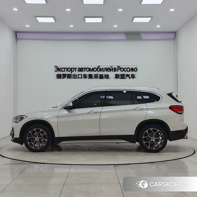 BMW X1 2021 Белый из Китая, фото 5