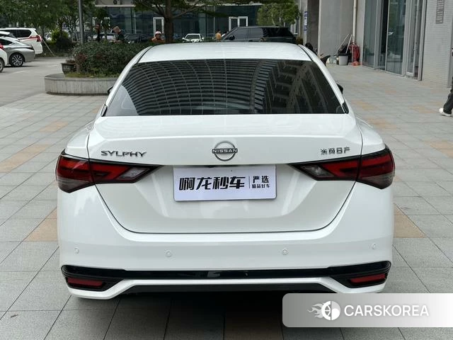 Nissan Xuan Yi 2024 Белый из Китая, фото 5