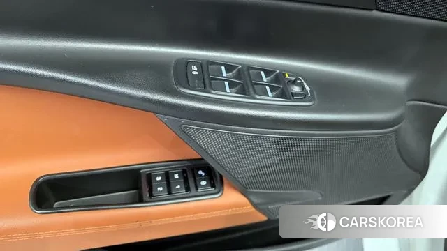 Jaguar XE 2019 Белый из Кореи, фото 5