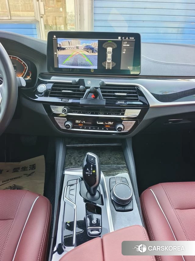 BMW 5 series 2023 Белый из Китая, фото 5