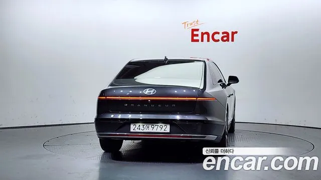 Hyundai Grandeur (GN7) id 2640292 из Кореи 5