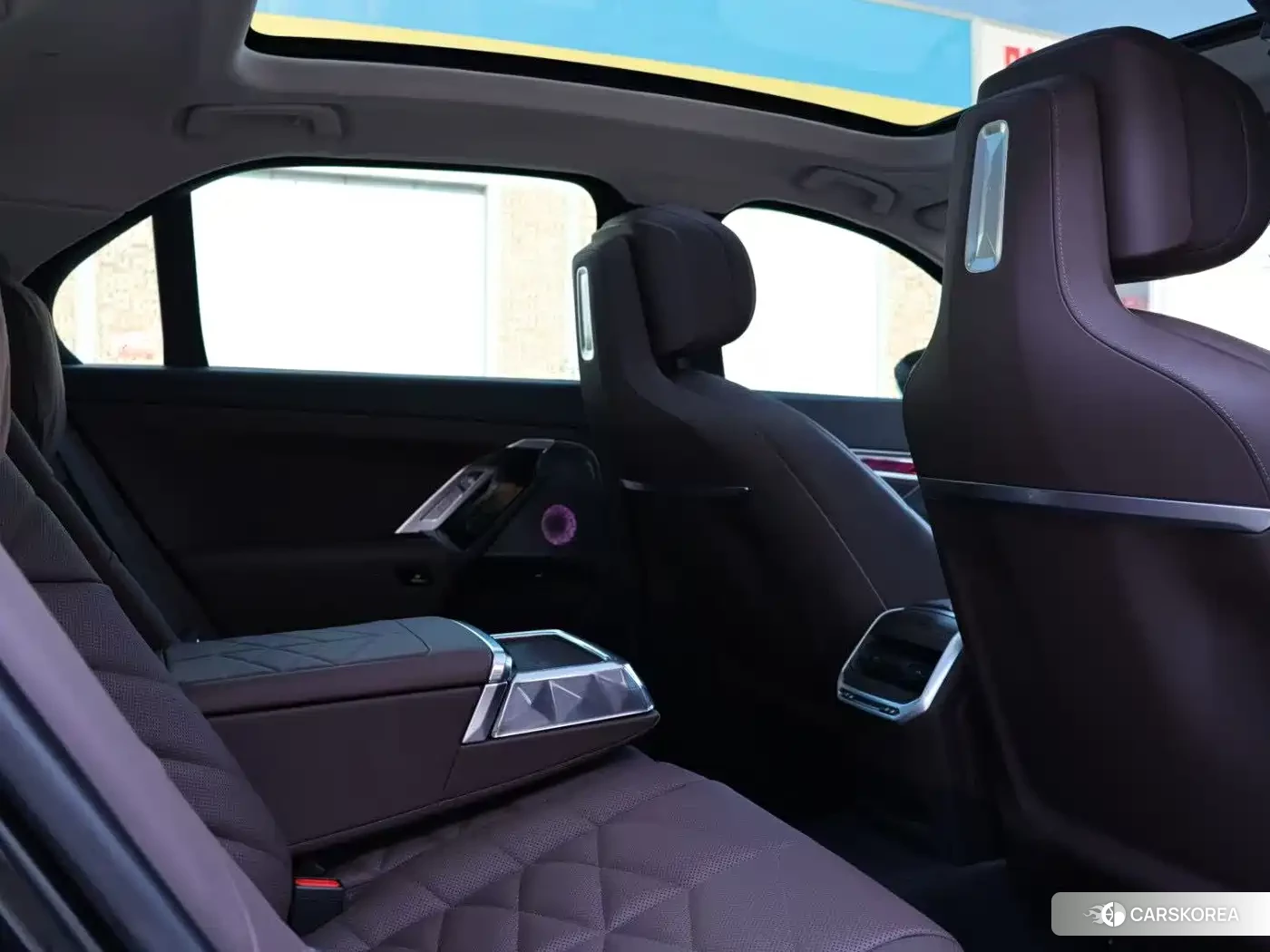 BMW 7 series 2025 Черный из Китая, фото 5
