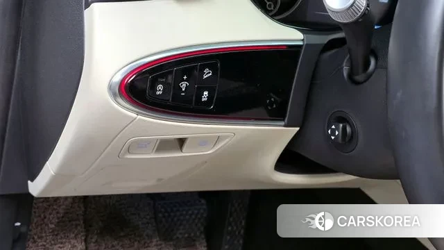 Genesis GV70 2022 Белый из Кореи, фото 5